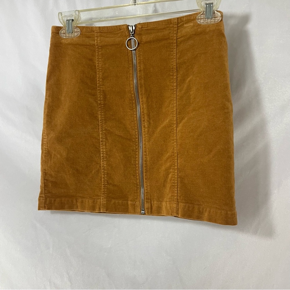 Forever 21 Brown front zipper skirt